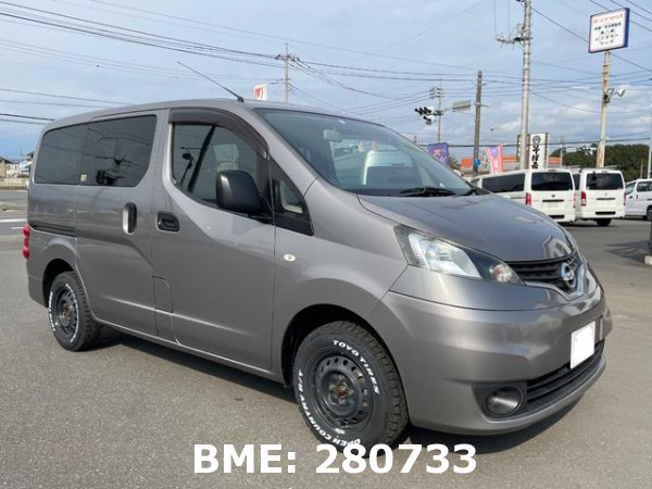 NISSAN NV200