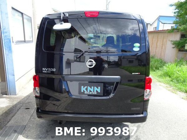 NISSAN NV200