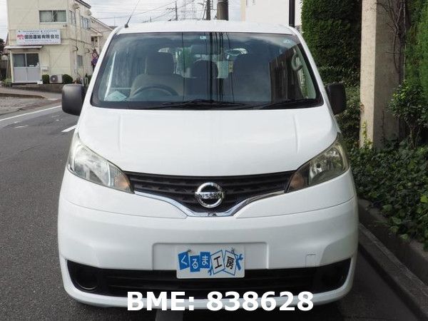 NISSAN NV200