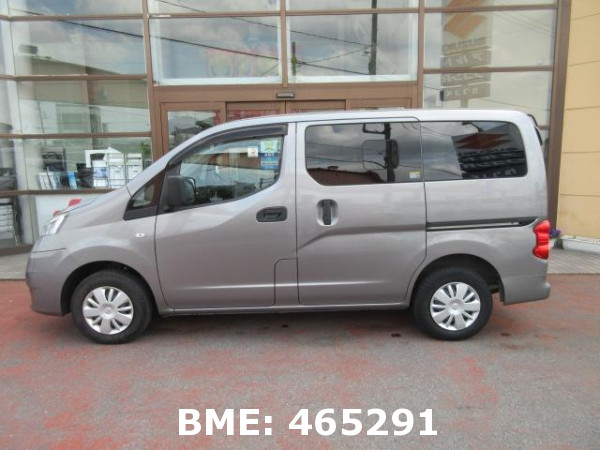 NISSAN NV200