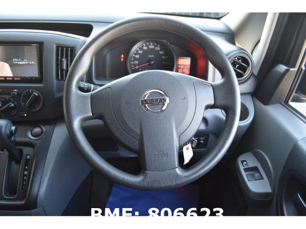 NISSAN NV200