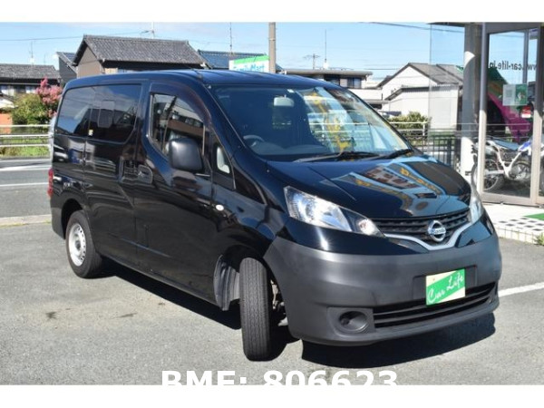 NISSAN NV200