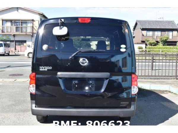 NISSAN NV200