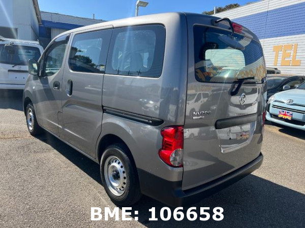 NISSAN NV200