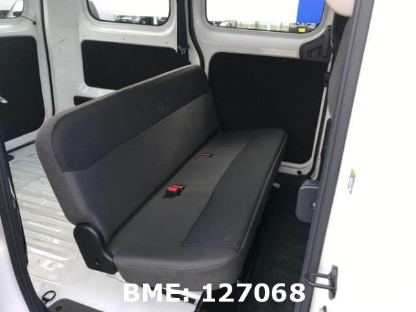 NISSAN NV200