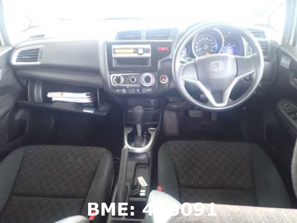 HONDA FIT 13G F PACKAGE