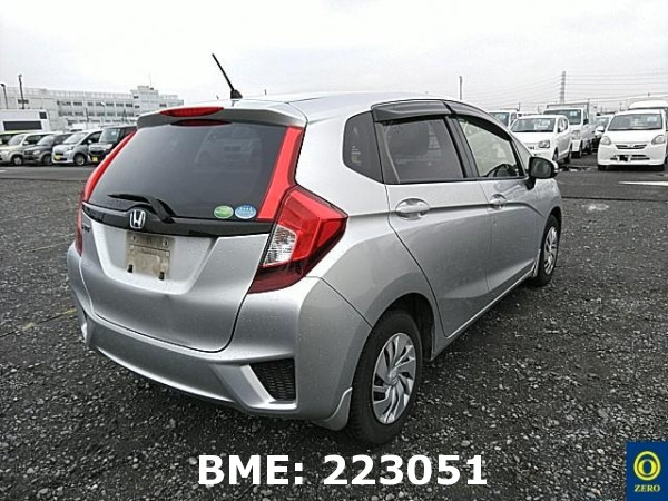 HONDA FIT 13G F PACKAGE