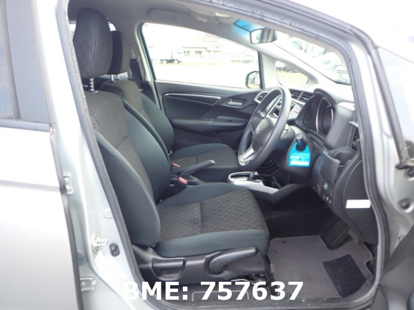 HONDA FIT 13G F PACKAGE