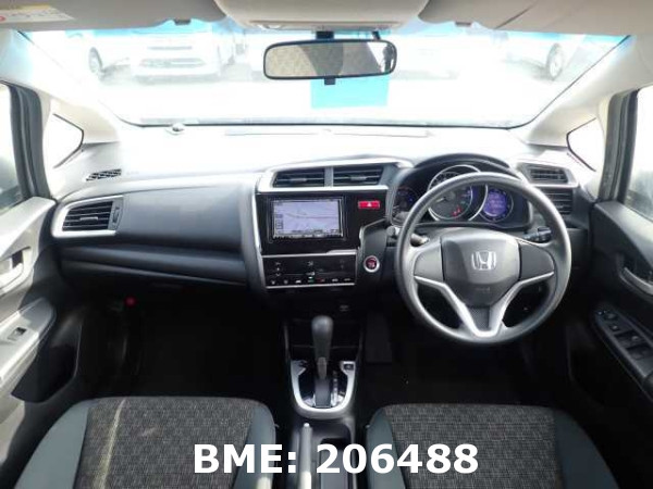 HONDA FIT 13G F PACKAGE