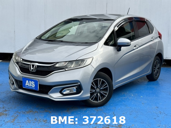 HONDA FIT 13G F PACKAGE