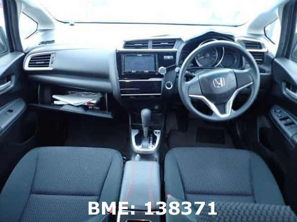 HONDA FIT 13G F PACKAGE