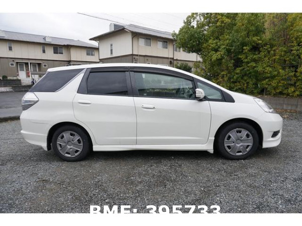 HONDA FIT SHUTTLE HYBRID