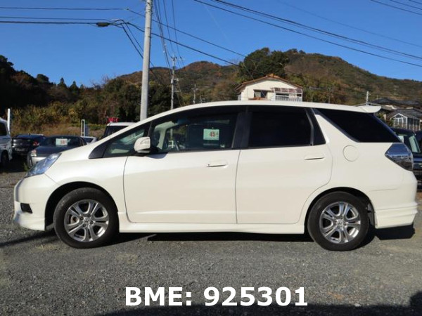 HONDA FIT SHUTTLE HYBRID