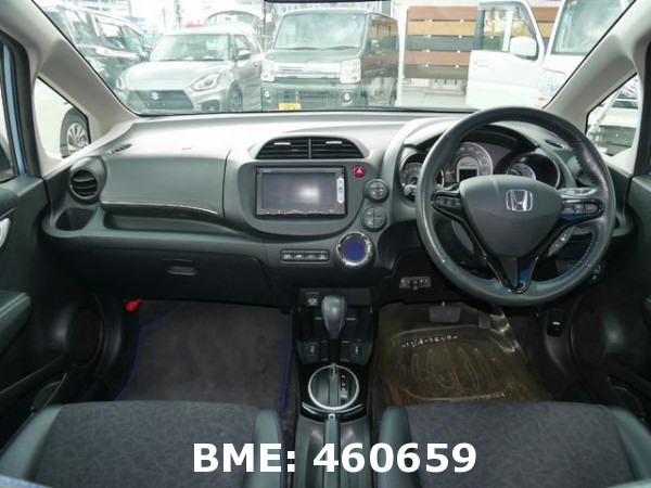 HONDA FIT SHUTTLE HYBRID