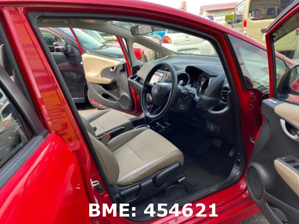 HONDA FIT SHUTTLE