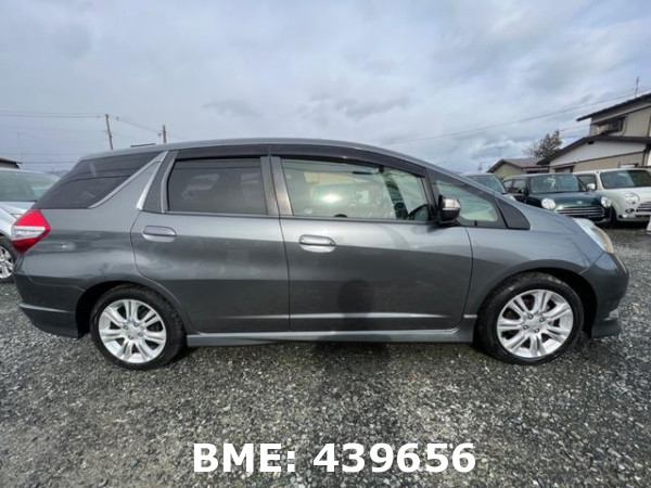 HONDA FIT SHUTTLE