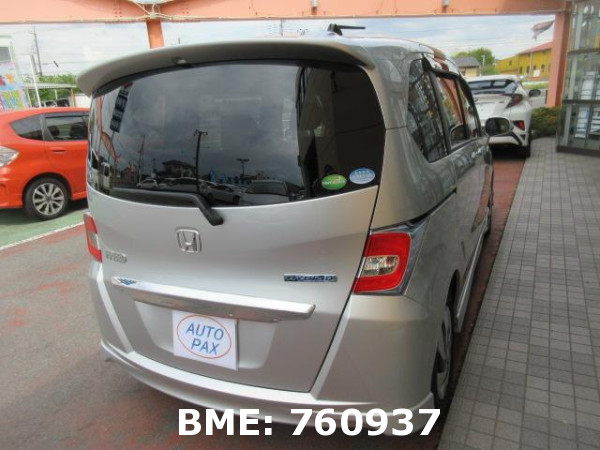 HONDA FREED HYBRID