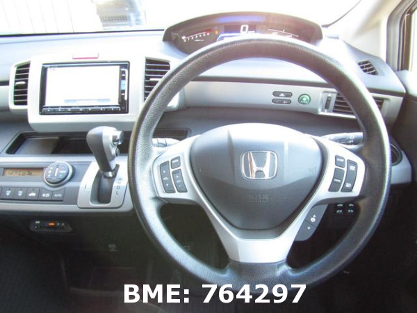 HONDA FREED HYBRID