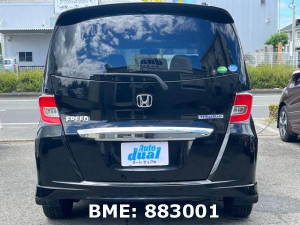 HONDA FREED HYBRID