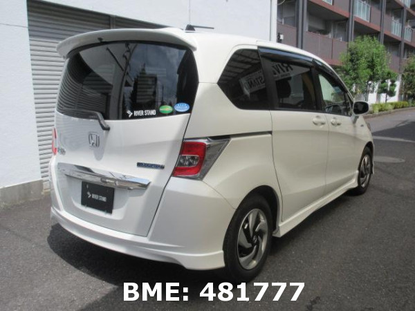 HONDA FREED HYBRID