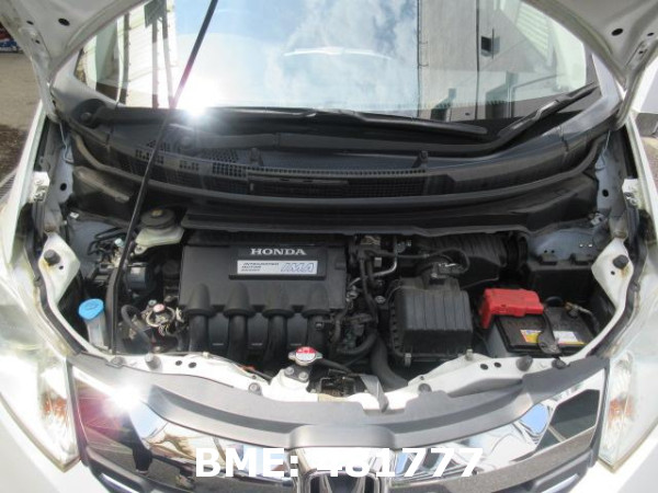 HONDA FREED HYBRID