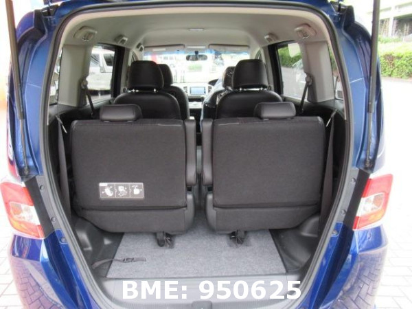 HONDA FREED HYBRID