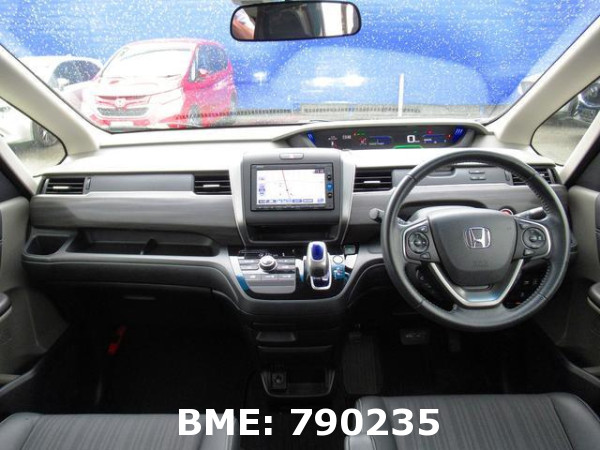 HONDA FREED HYBRID