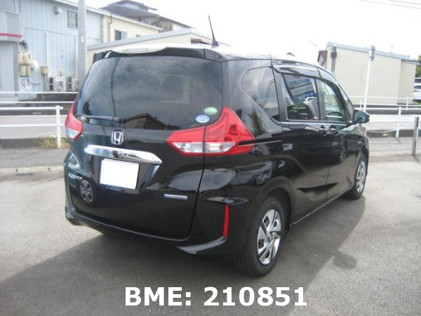 HONDA FREED HYBRID