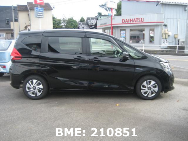 HONDA FREED HYBRID