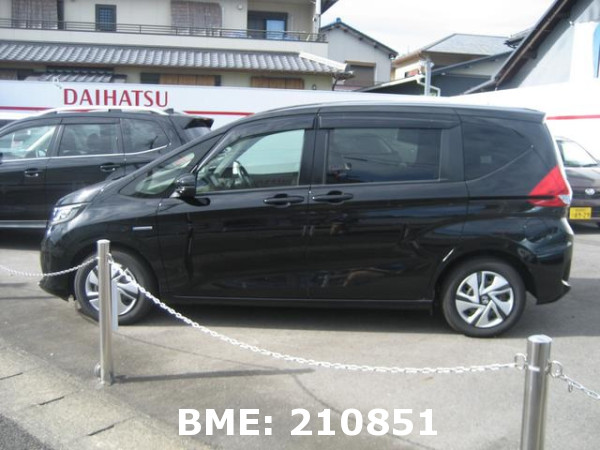 HONDA FREED HYBRID