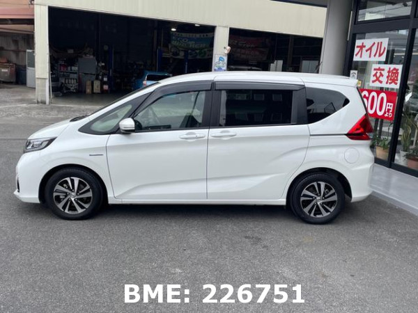 HONDA FREED HYBRID