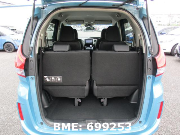 HONDA FREED HYBRID