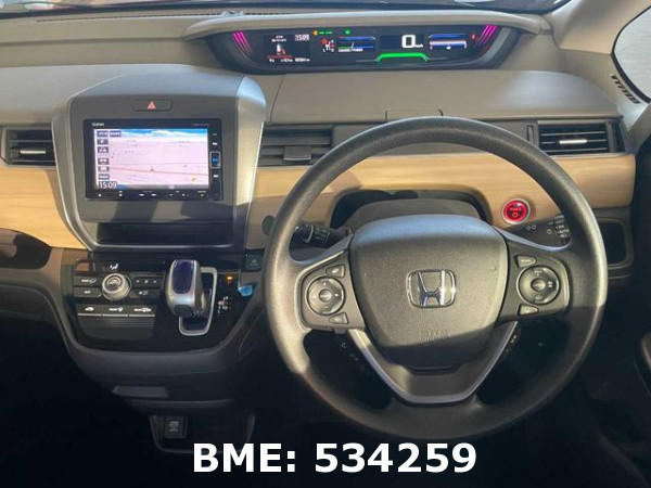 HONDA FREED HYBRID