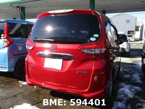 HONDA FREED HYBRID