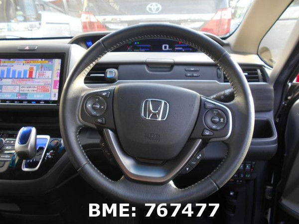 HONDA FREED HYBRID