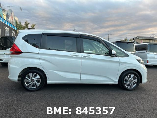 HONDA FREED HYBRID