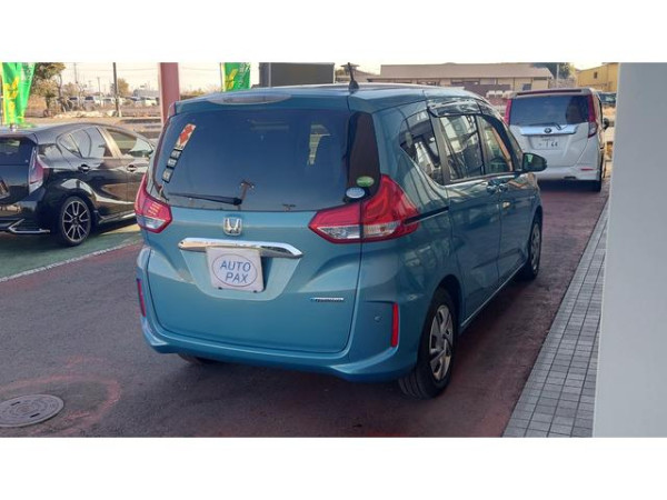 HONDA FREED HYBRID