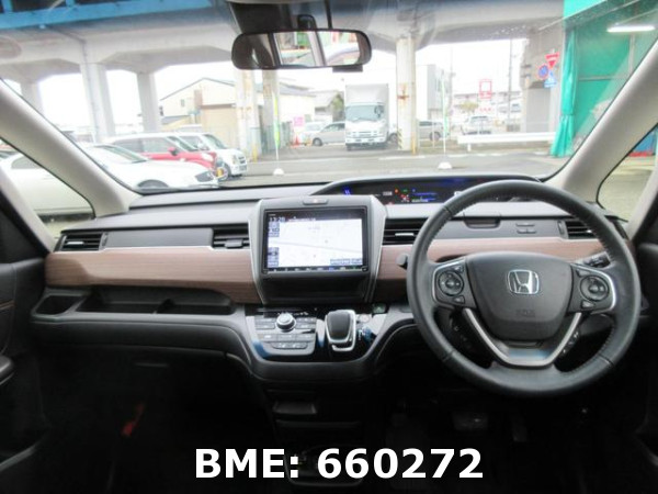 HONDA FREED HYBRID