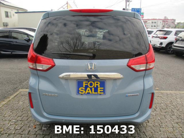 HONDA FREED HYBRID