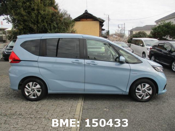 HONDA FREED HYBRID