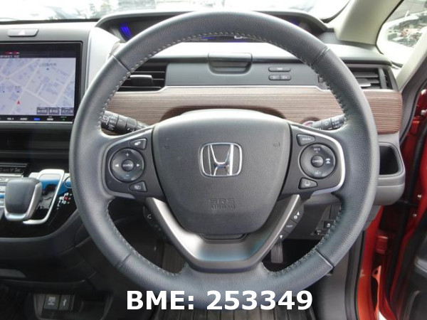 HONDA FREED HYBRID