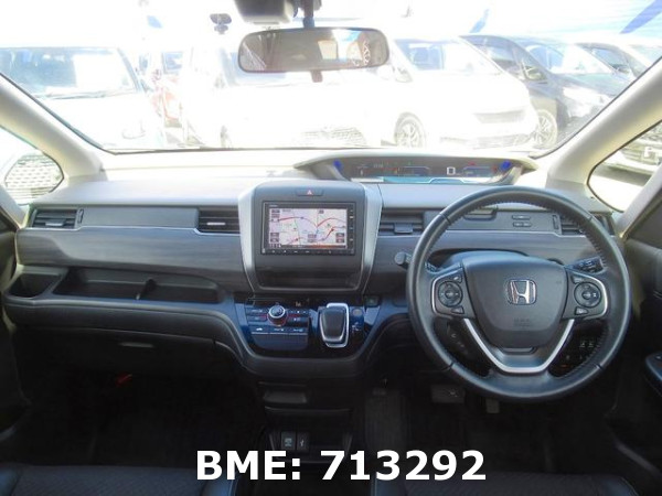 HONDA FREED HYBRID