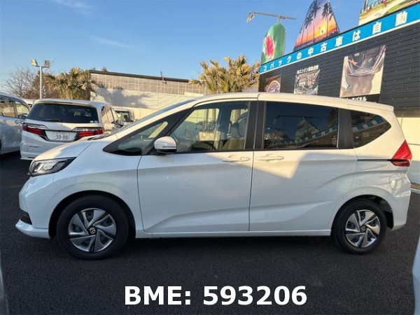 HONDA FREED HYBRID