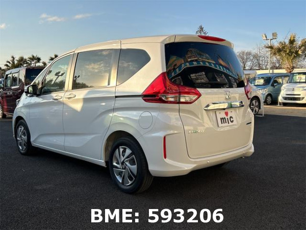 HONDA FREED HYBRID