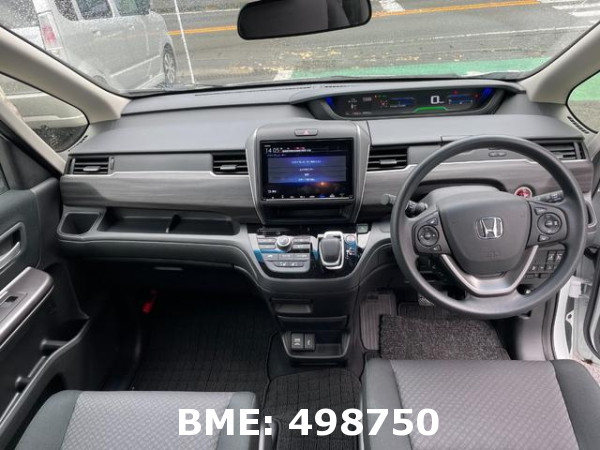 HONDA FREED HYBRID