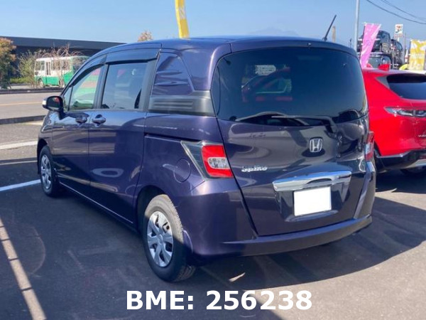 HONDA FREED SPIKE