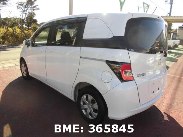 HONDA FREED SPIKE