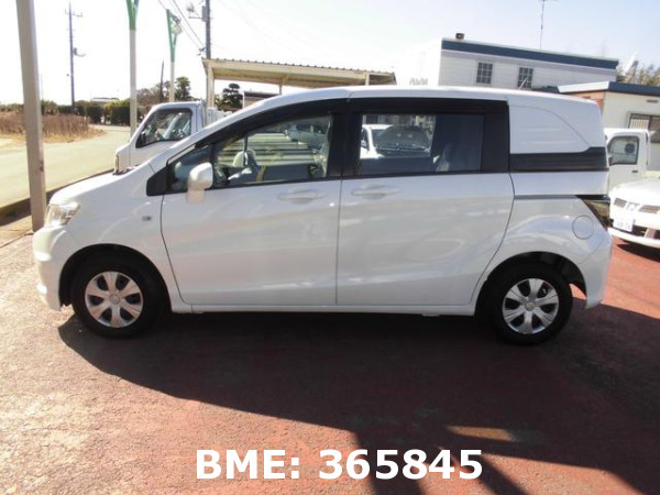 HONDA FREED SPIKE