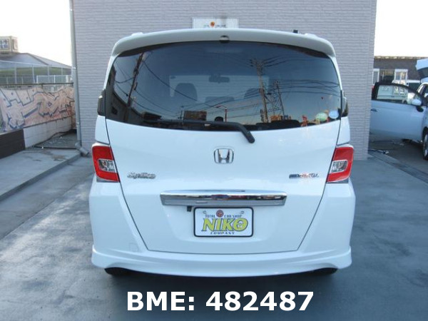 HONDA FREED SPIKE HYBRID