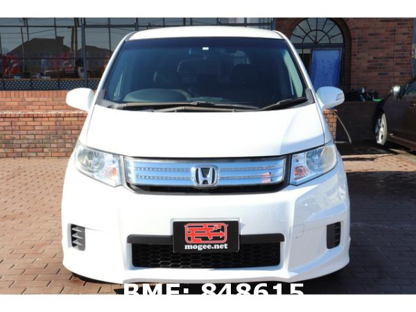 HONDA FREED SPIKE HYBRID